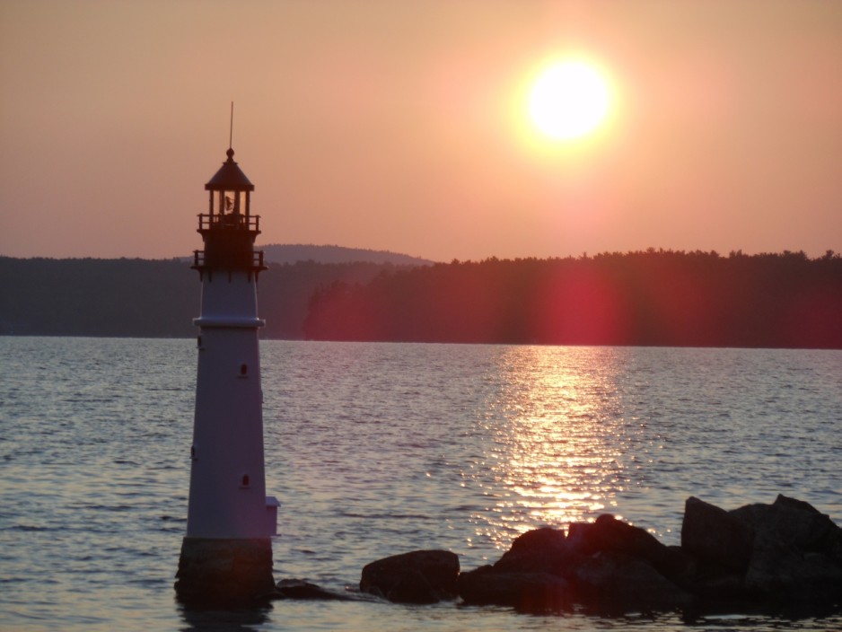 New-Lighthouse-at-sunset-938×704-1